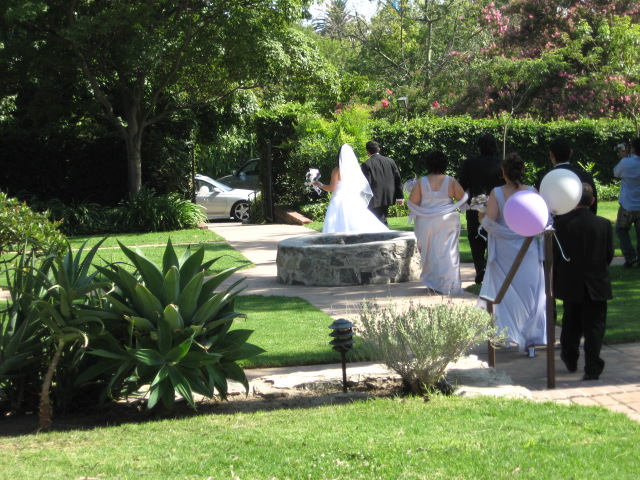 617x456 pixels (172K)